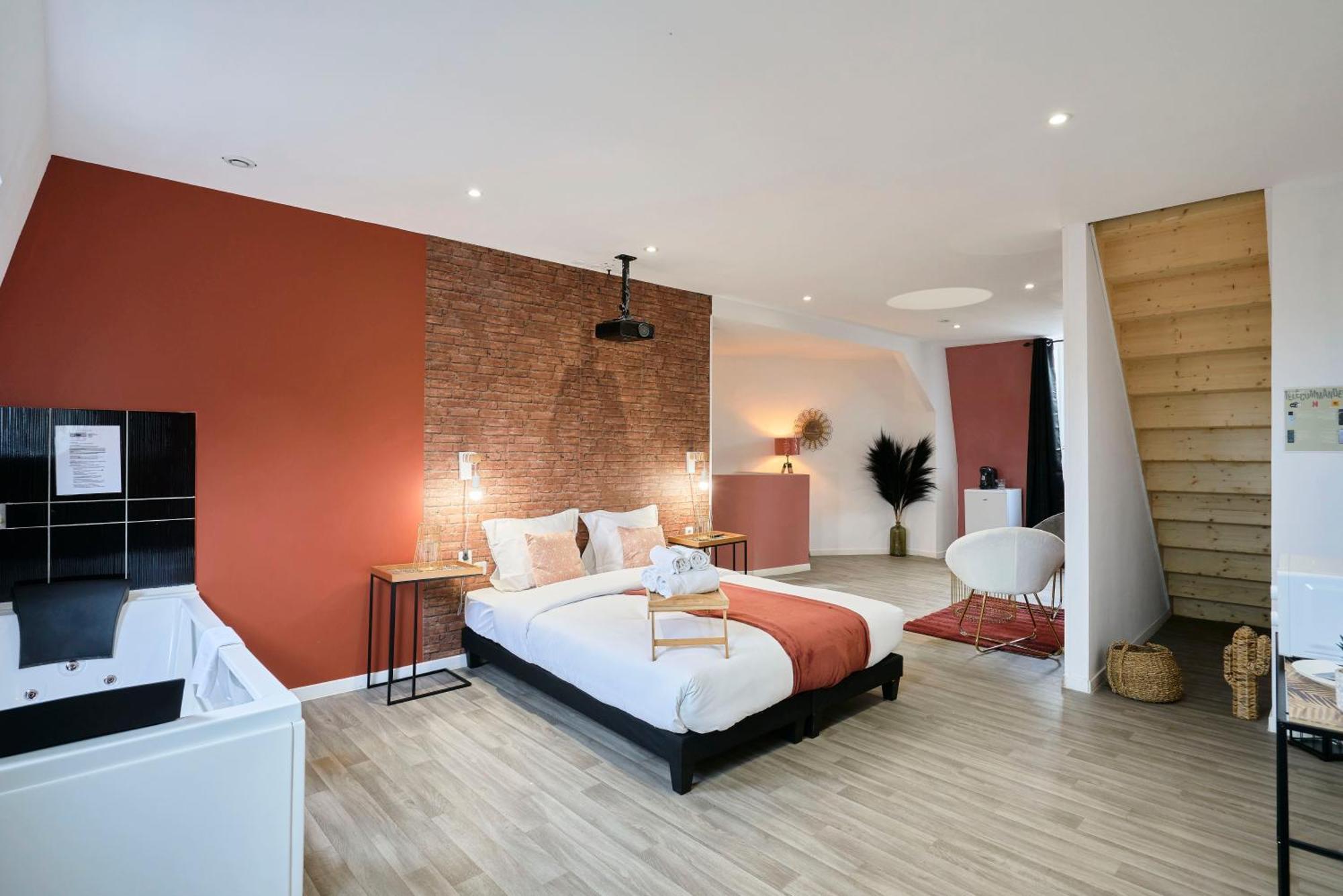 Ng Suitehome - Lille I Roubaix Centre I Grand Place - Balneo - Netflix - Wifi Kültér fotó